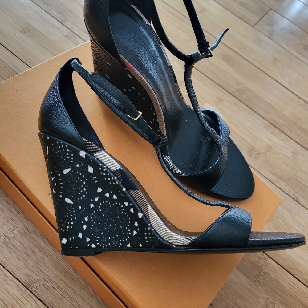 Burberry laser cut lace leather wedge sandal